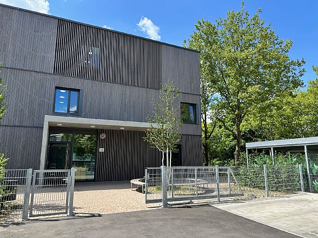Foto Eingangsbereich des Erweiterungsbau